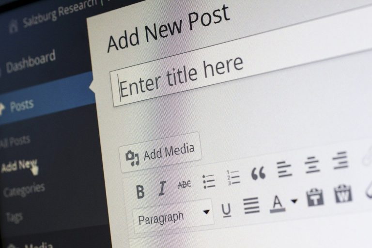 Quelle CMS utiliser si j&rsquo;ai plusieurs sites ou projets ?